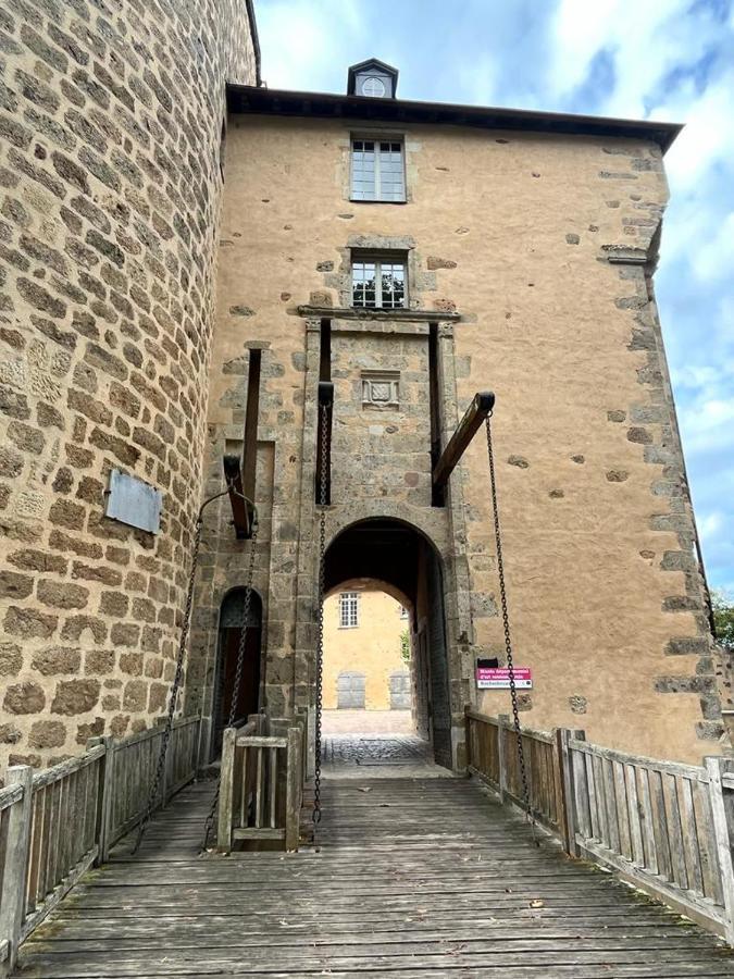 Le Chalet Du Coin Videix Exteriör bild